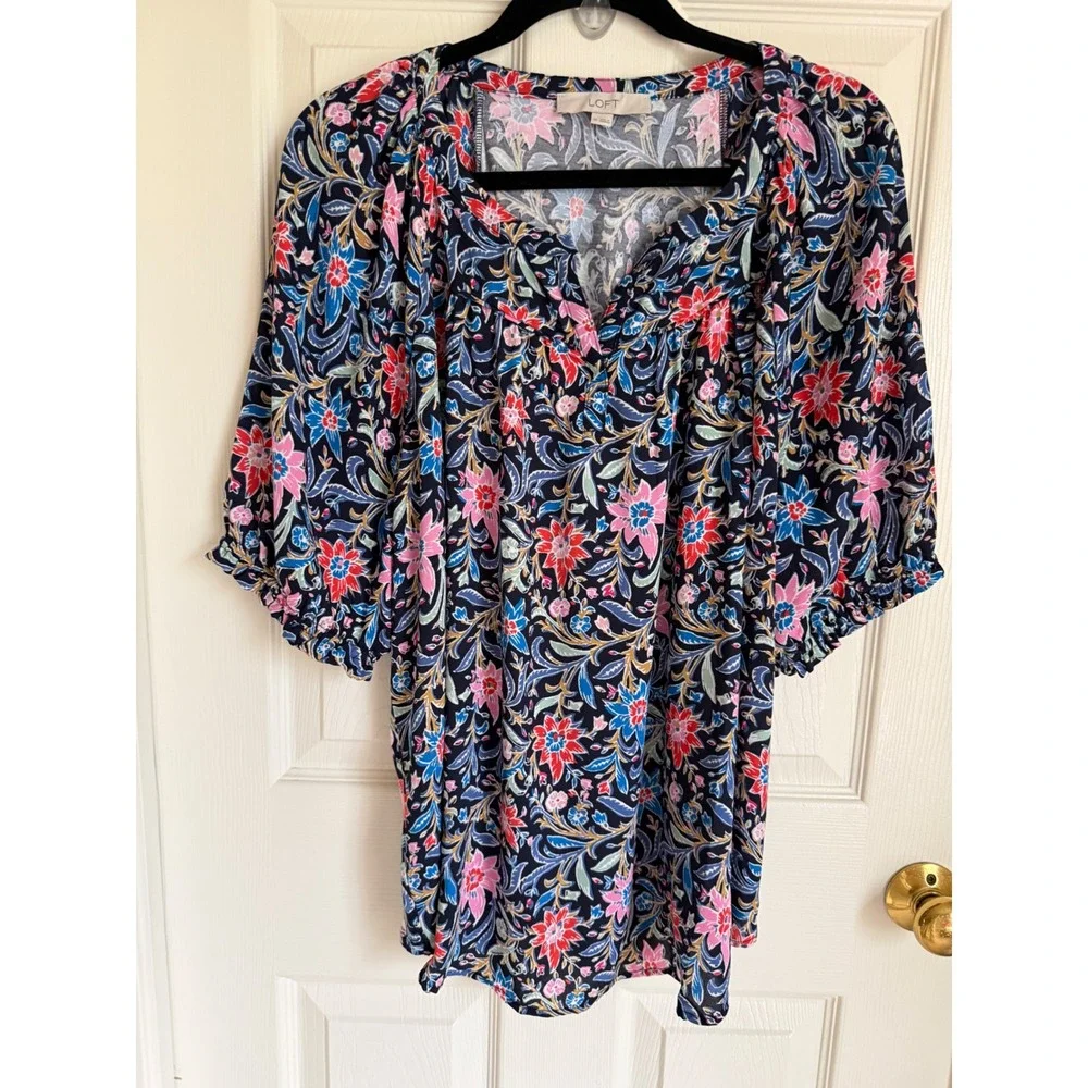 LOFT Womens XL Navy Blue Floral Paisley Split Neck Puff Sleeve Rayon Knit Top